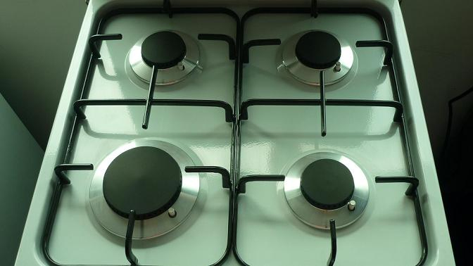 Free Standing Gas Oven with Four Burners Gas Stove