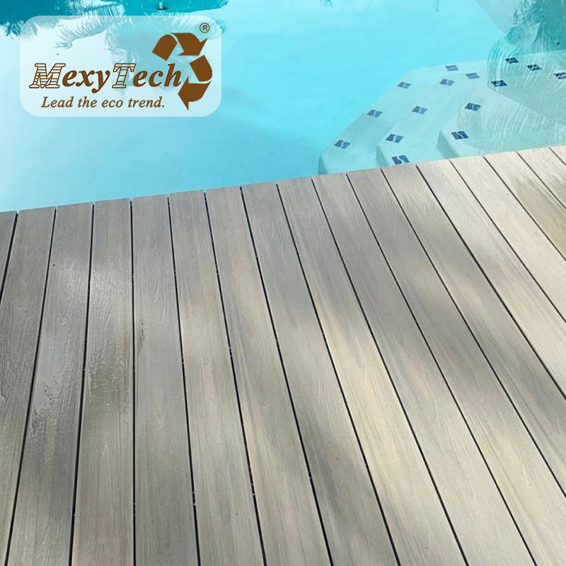 Public Project Application Outdoor WPC Decking