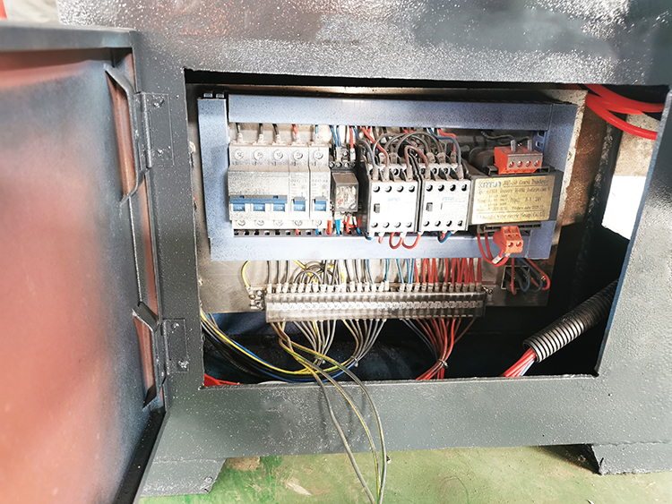 Ленточная пила по металлу универсальная стандартная