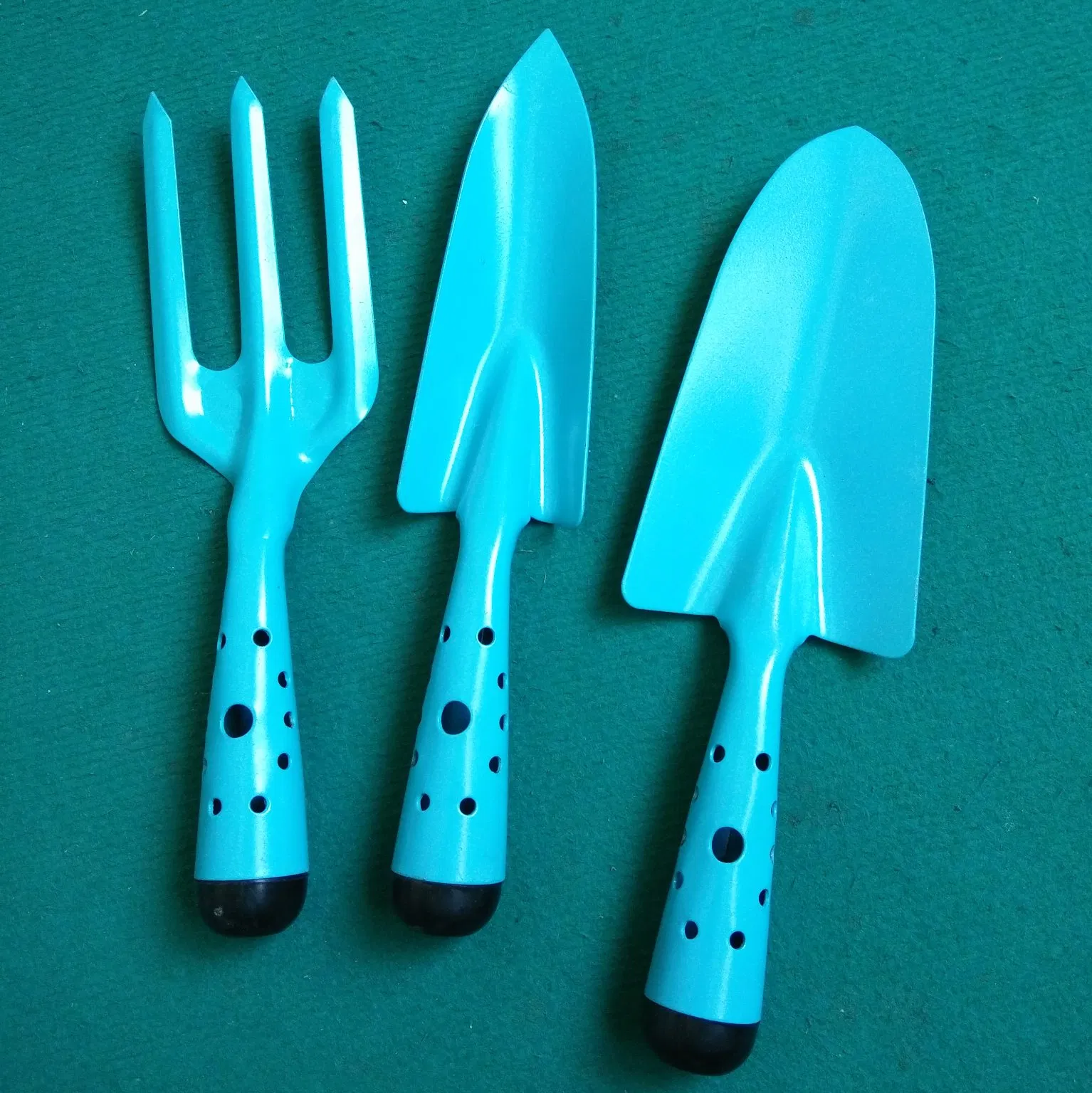 Plastic Handle Plated Shovel Spade