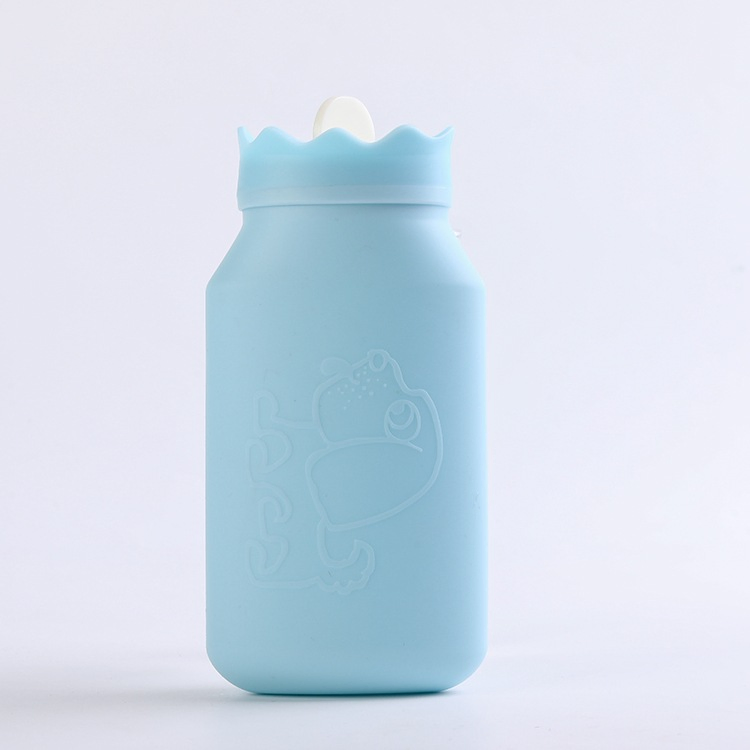 Manufacture OEM ODM New Year Gift Reusable Winter Warm Keeper Silicone Hot Water Bottle Bag Rubber Hot Water Bag