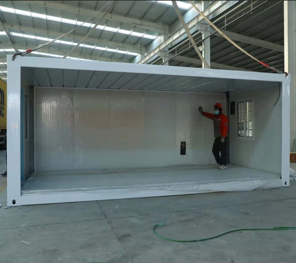Office Warehouse Storage Prefab Home Refugees Mobile Temporary Living Warehouse Farmhouse Accommodation Shelter Camp Dormitory Factory Folding Container House