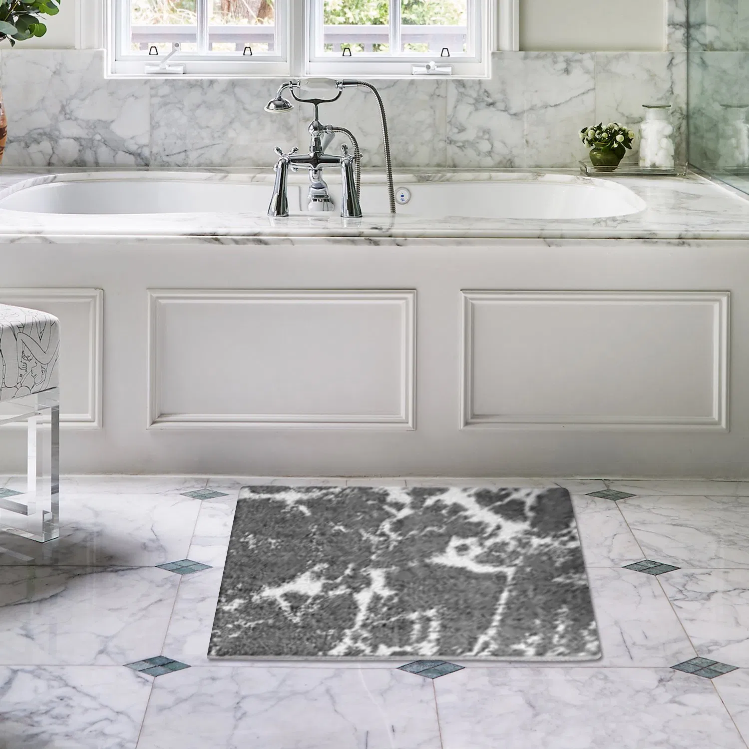 Microfiber Absorbent Non Slip and Machine Washable Bath Mat for Home