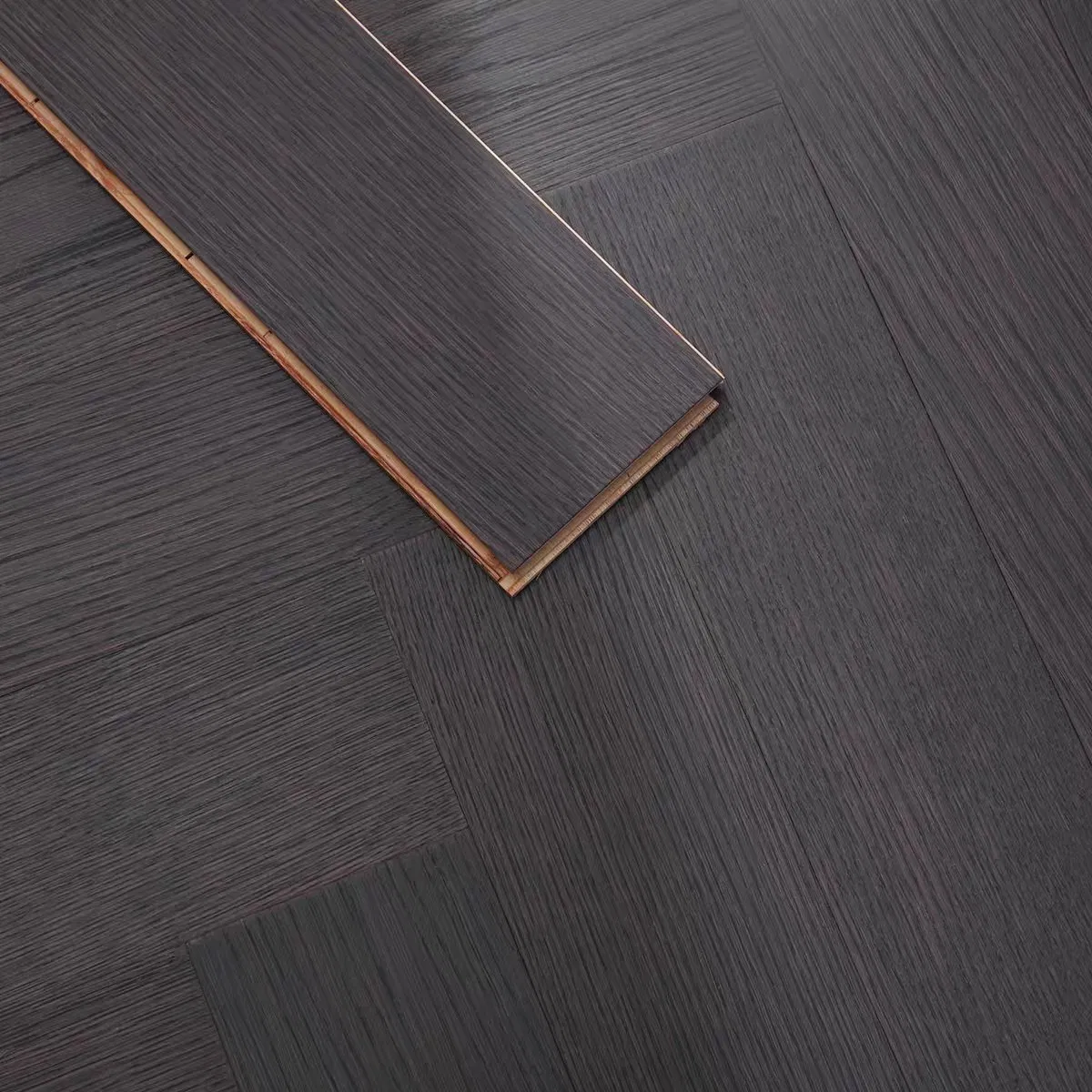 Водостойкий ламинат «Ёлочка» 8-12 мм, европейский стиль