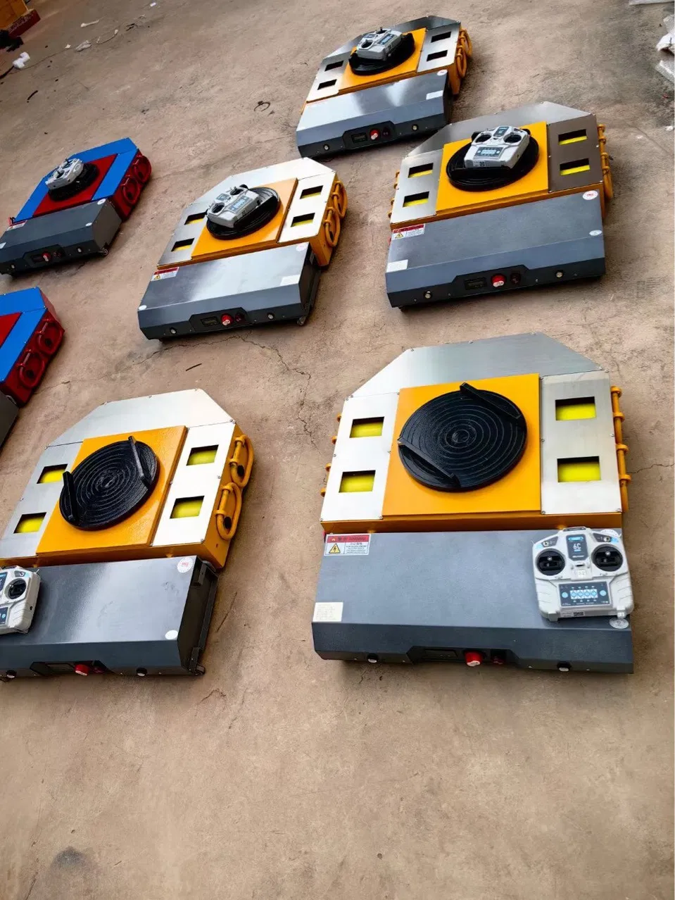 Battery-Operated Motorized Roller Dollies Electrically Driven Machine Skatesbattery-Operated for Industrial Equipment Equipped with Strong and Durable Wheels