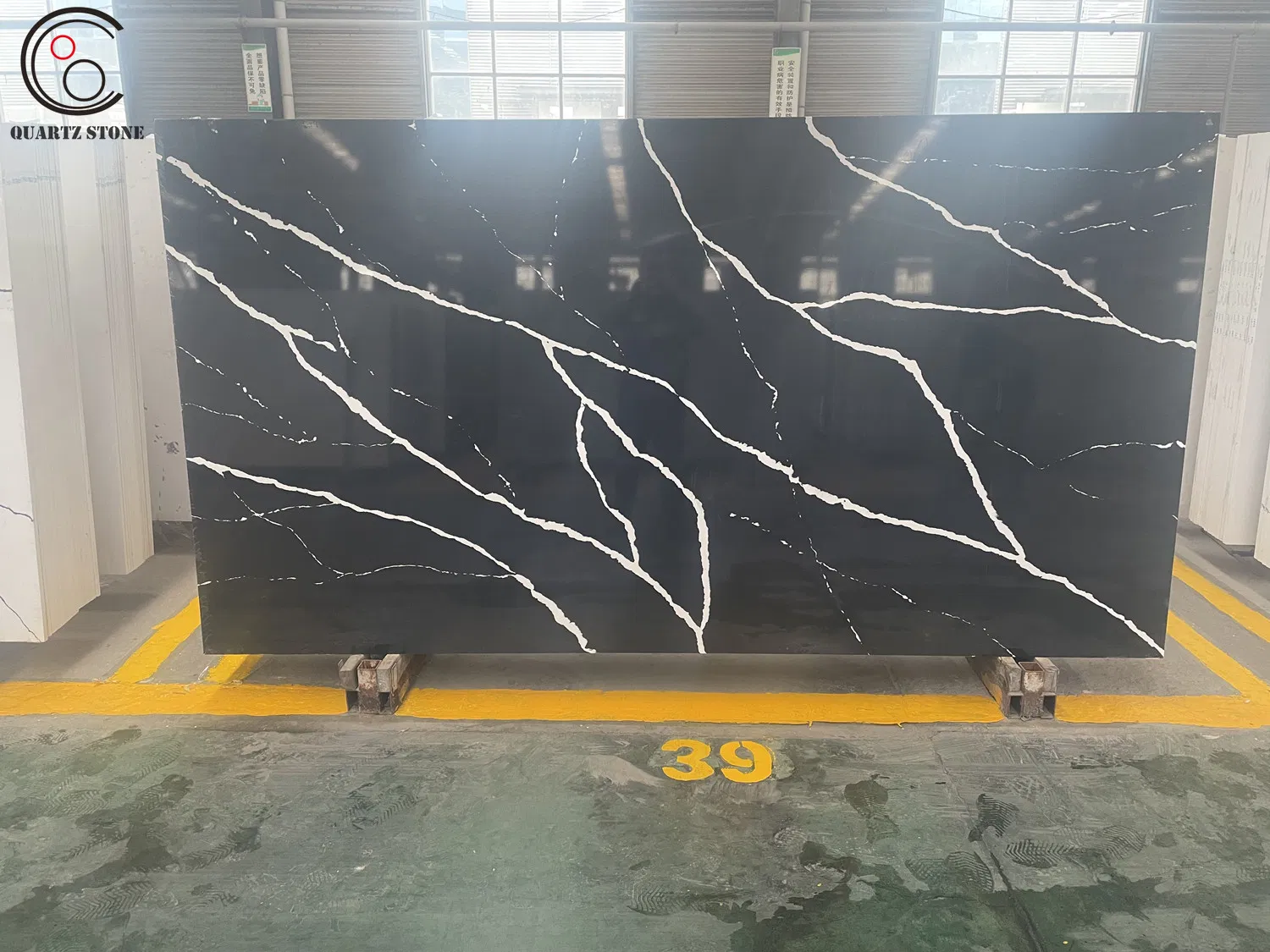 China Manufacture Artificial Quartz Stone Marble Look Slabs Quartz Calacatta