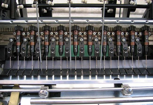 High Speed Semi-Automatic Paper Book Sewing Machine Zm-Sx460d