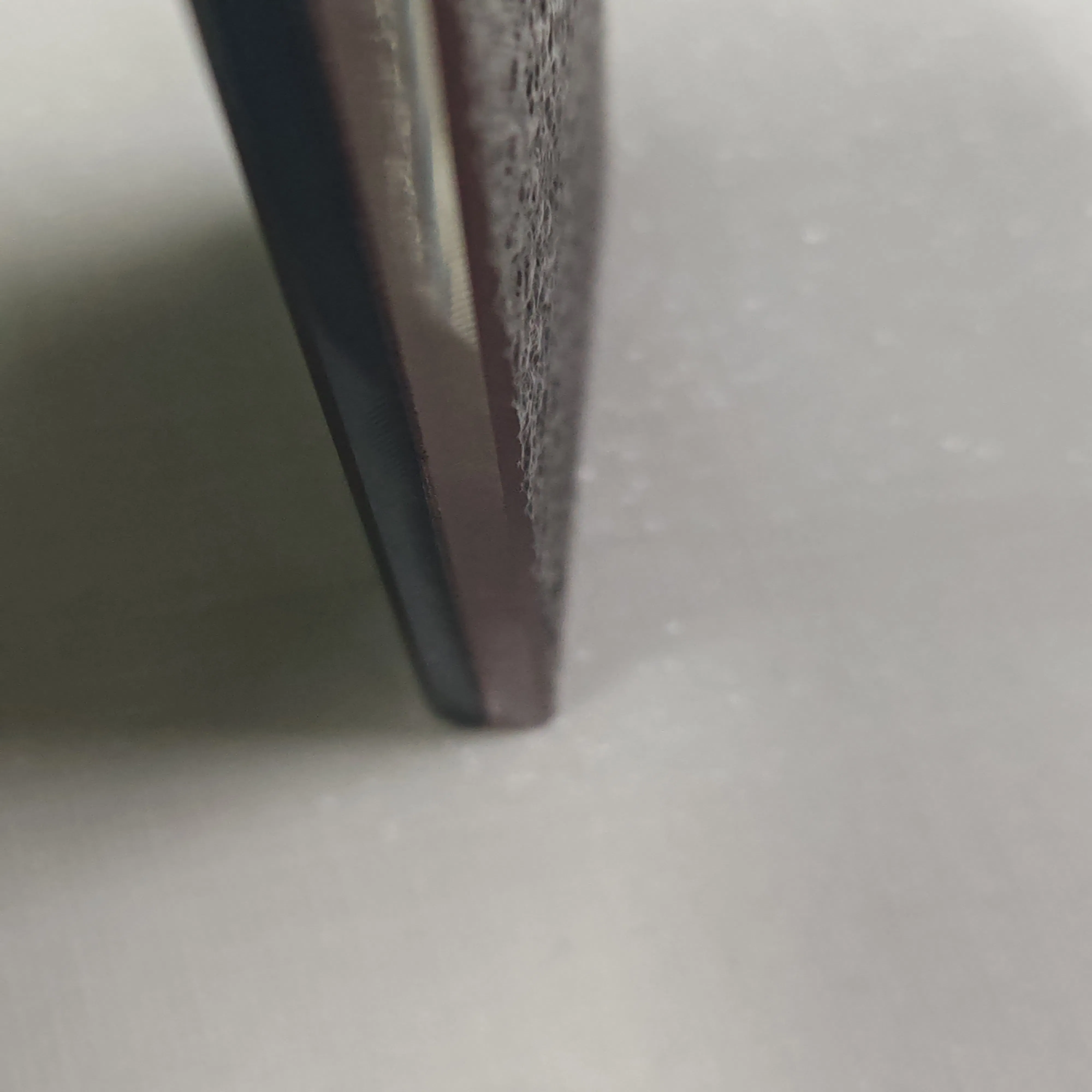 High-Performance Laminated Glass for Stylish Space Division Solutions