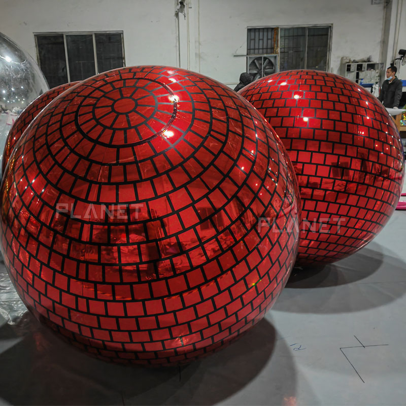 Factory Wholesale Durable Reflective PVC Disco Inflatable Mirror Ball for Decoration