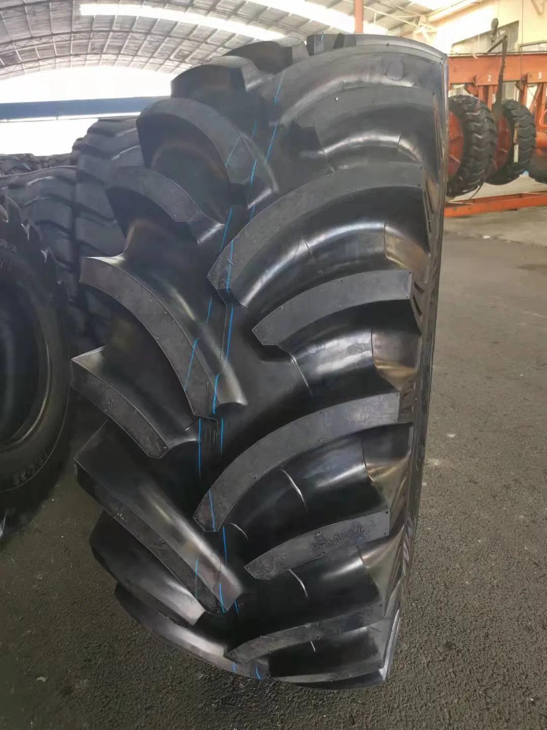 Шины сельскохозяйственные 11.2-24, 12.4-24, 14.9-26, 11.2-28, 12.4-28, 12.4-38, 14.9-30, 14.9-38, 16.9-28, 16.9-30, 18.4-30