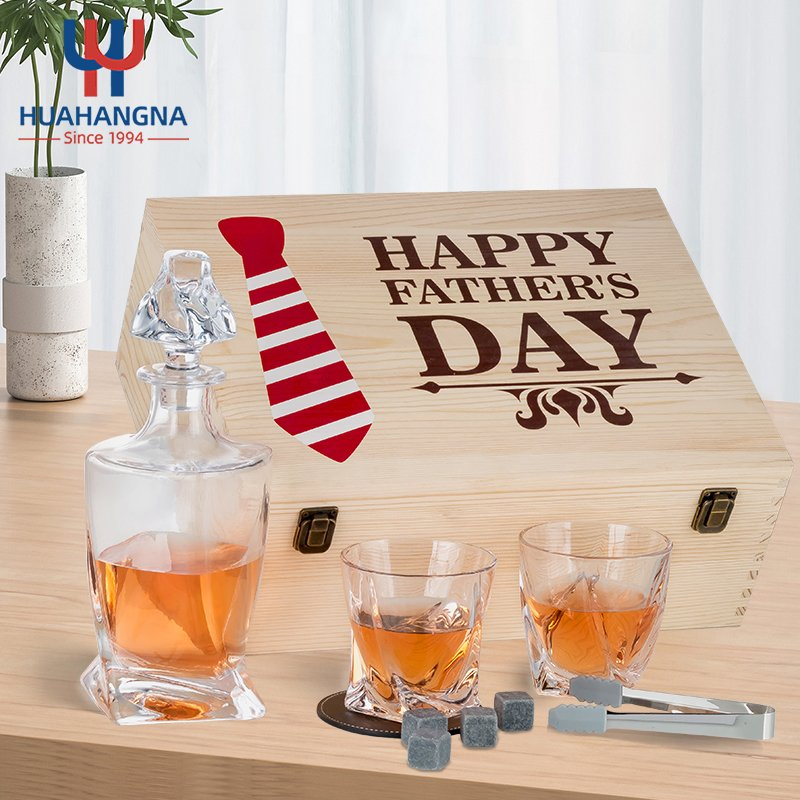 Wholesale Custom Printed Crystal Glass Wine Whiskey Decanter and Whisky Glass Gift Set in Wooden Box for Father Men Present