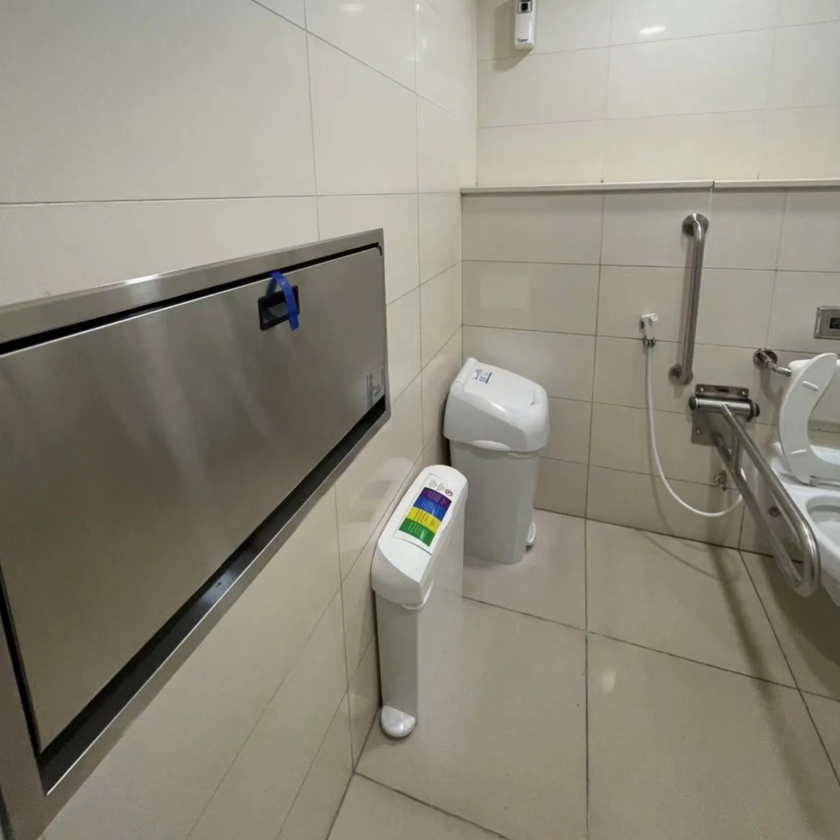 Ss Satin Matt Finish Recessed Baby Changing Station