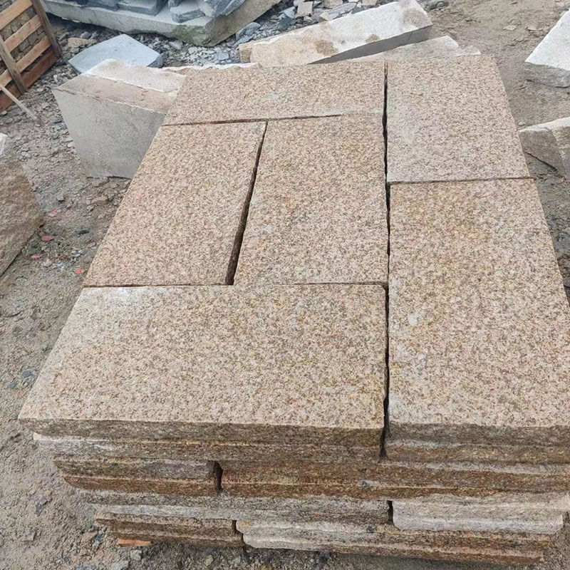 Pineappled/Mushroom/Split/Flamed G682 Misty Yellow/Sunset Gold/Rusty Beige/ Granite for Coping, Wall Panels/Kerbs/Step Stone/Cobbles Price