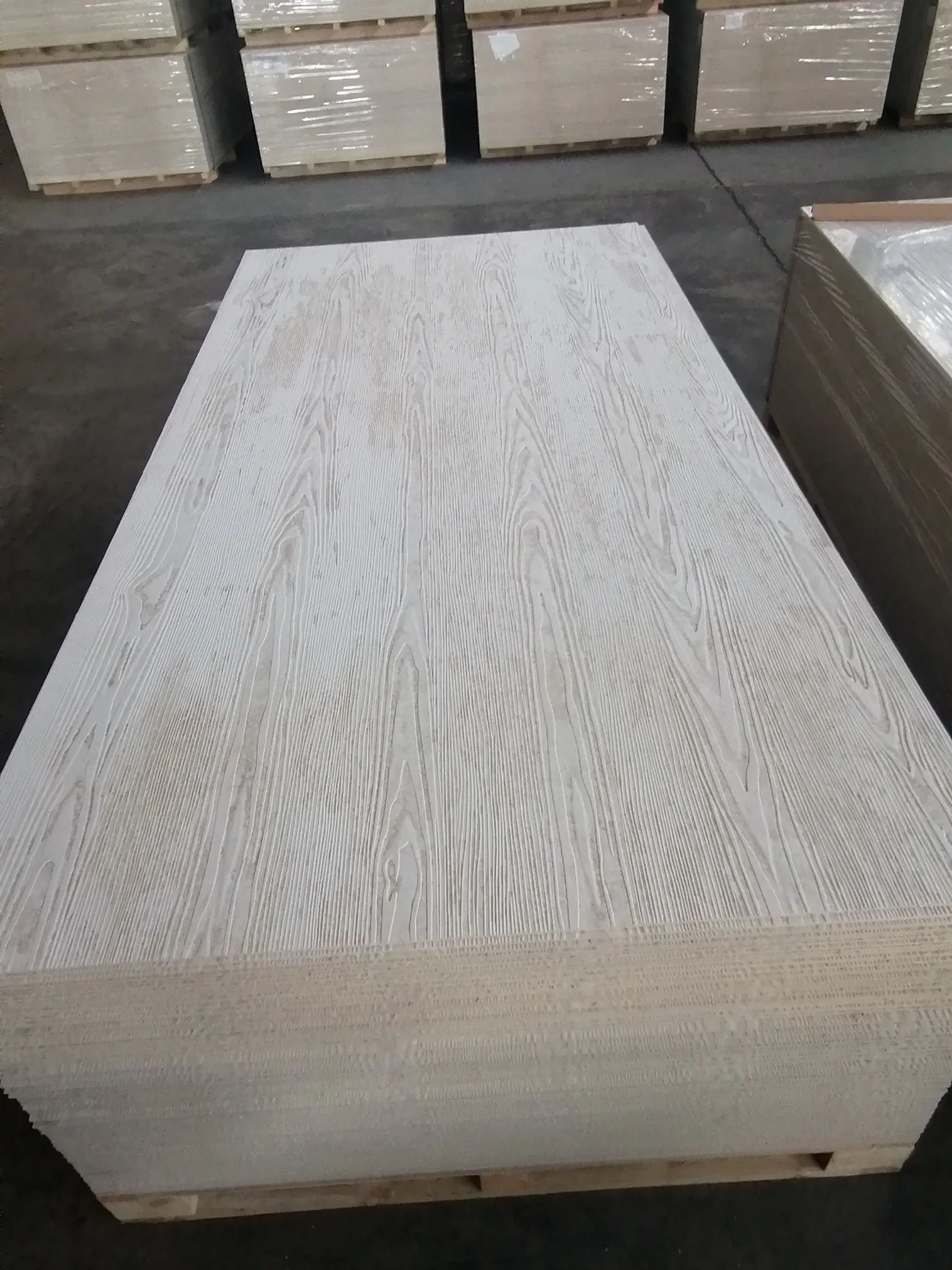 Fiber Cement Wood Texture Plank Grain Cladding Exterior Wall Siding Panel 1200X2400/1200X2600/1200X3000/190X3000/200X3000/300X3000/200X2600.