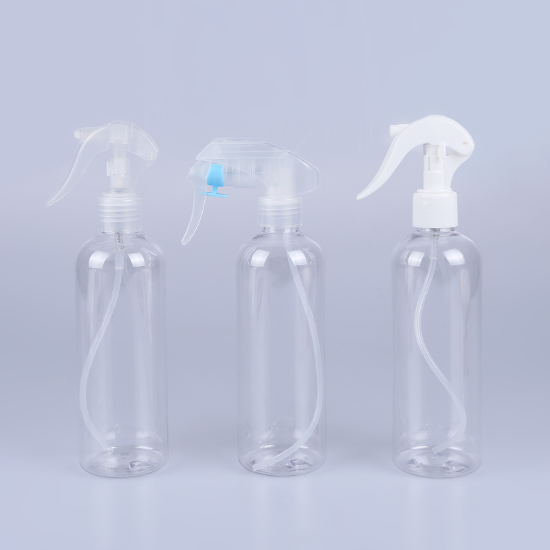 Hot Sale 30ml~150ml Plastic Pet Bottle with Mini Sprayer Bottle Set