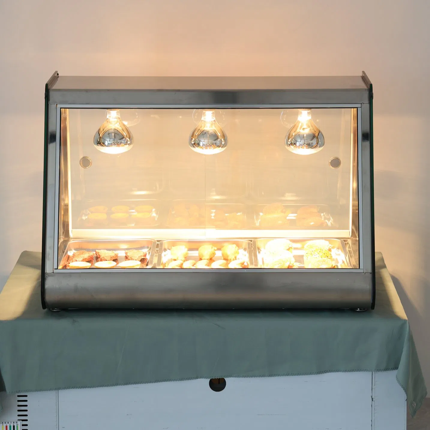 Slim Design Heated Display Case Perfect for Limited Space in Small Cafes and Shops