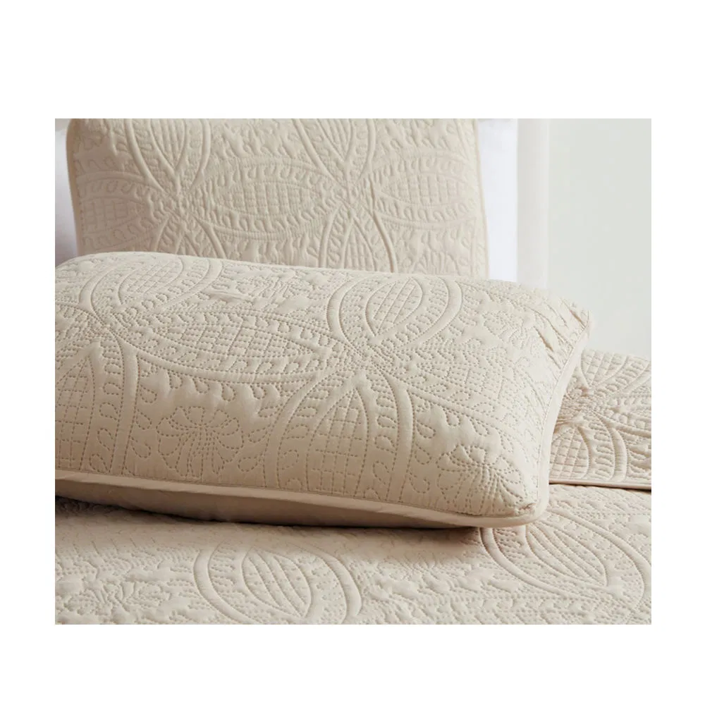 Hot Sale Luxury and Comfortable Indoor Bedding Smooth Feel Ultrasonic, Emboss Soft Quilt, Coverlet, Bedspread Beige Color
