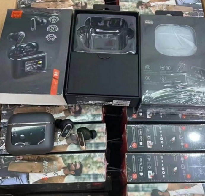 Express Delivery Factory Price Wireless Bluetooth Earphones W300 Full-Color