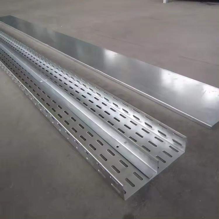 Heavy Light Duty Perforated Cable Tray (FM-CT12)