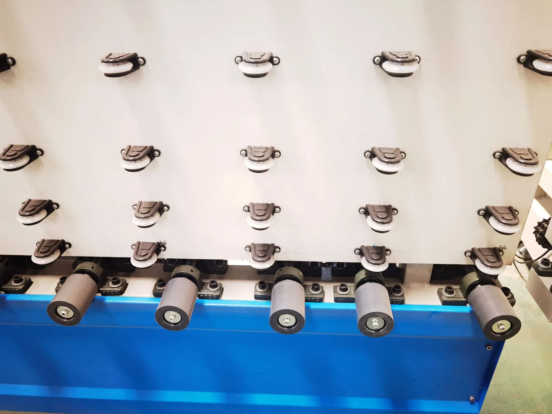 Nisen Lb2000 Vertical Glass Washing Machine to Produce Insulating Glass Cost Effective Cheap Good Quality High Efficiency