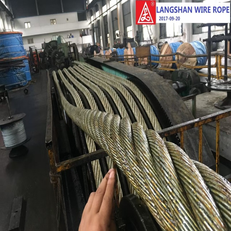 4V*48-FC Galvanized/Ungalv Steel Wire Rope for Lifting by Crane