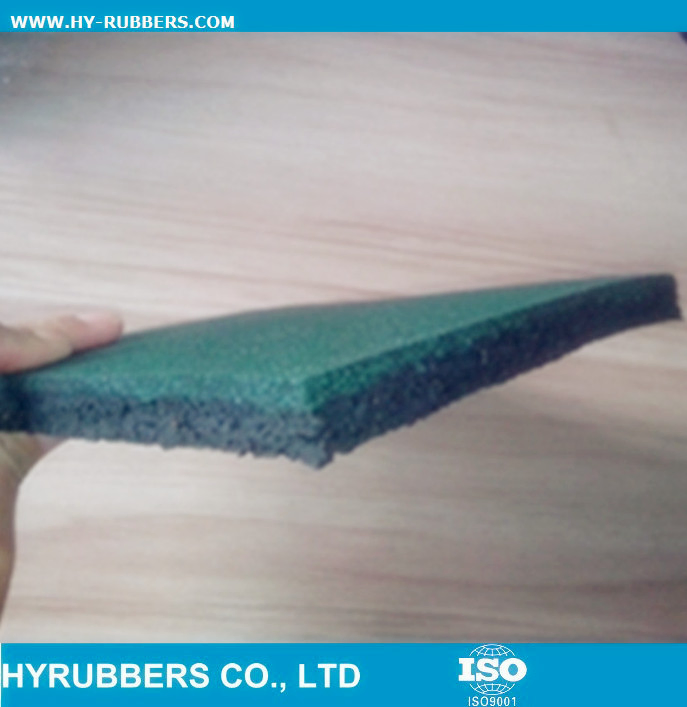 Спортивный резиновый мат для пола