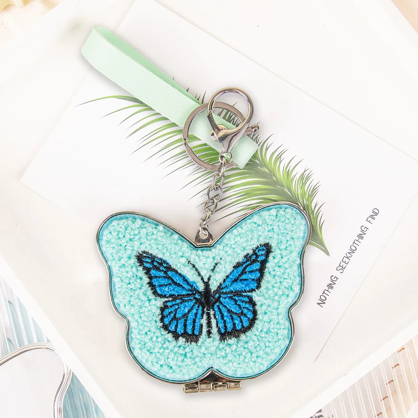 New Portable Keychain Butterfly-Shaped Folding Mirror