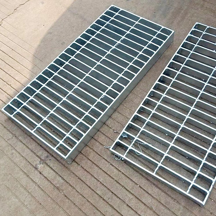 Outdoor Stainless Steel Dome Floor Drain Grating for Drainage System