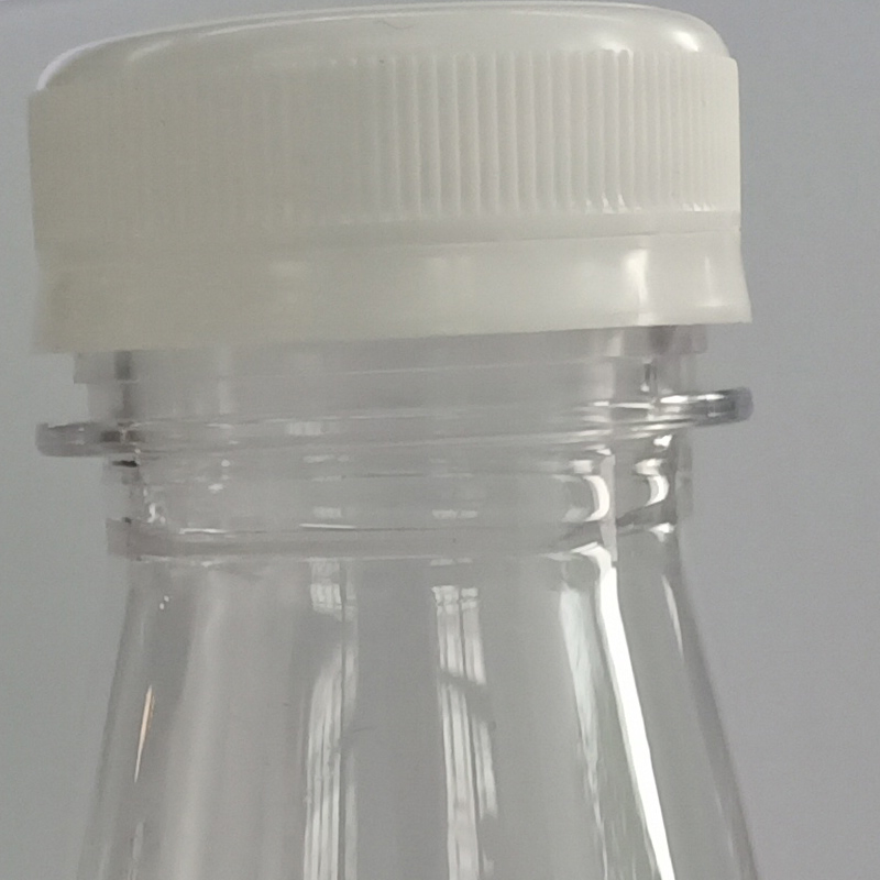 Custom Logo Printing Disposable Plastic Tableware 38mm Top Diameter Pet Plastic Bottles with Lid for Takeaway