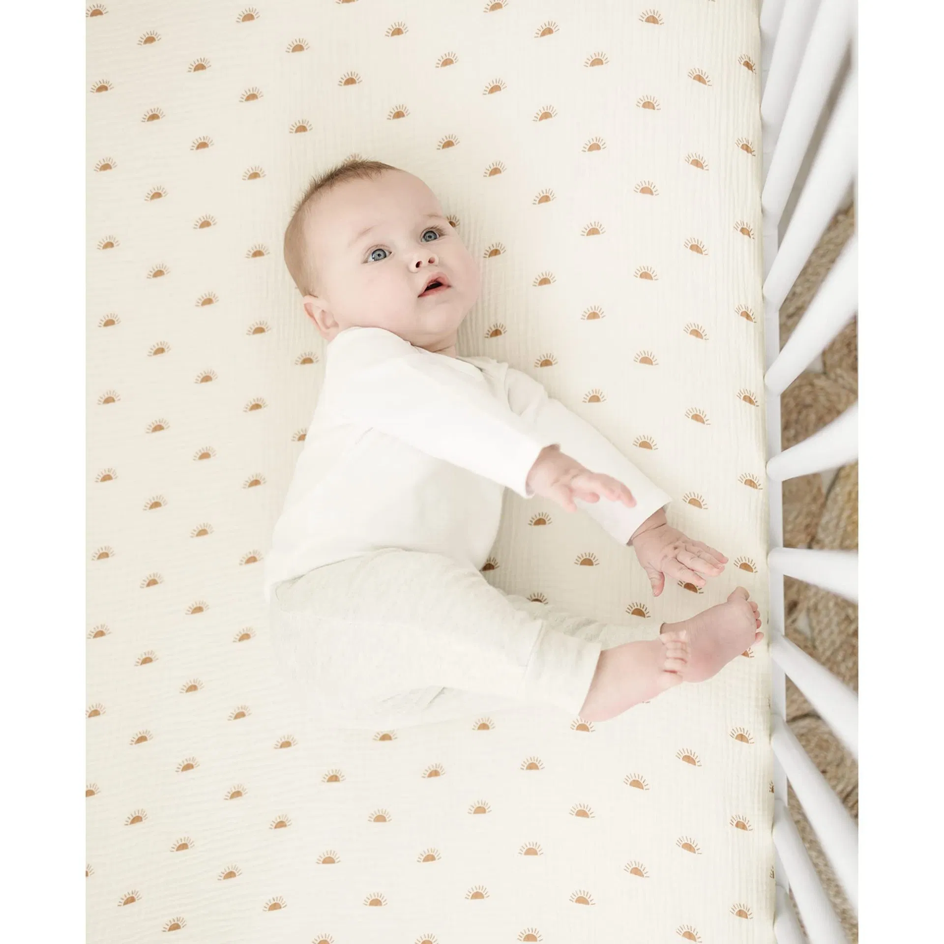 Global Supplier Newborn Baby Crib Fitted Sheets 100% Cotton Breathable Anti Startle Crib Sheets Baby Fitted