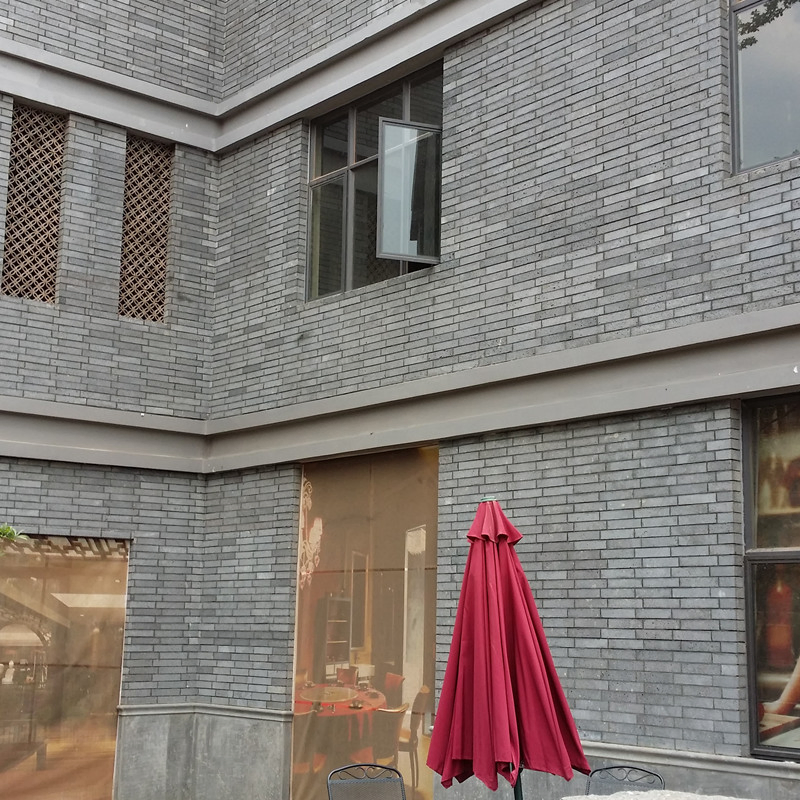 Chinese Sawn Cut Basalt Lava Stone for Wall Cladding and Paving