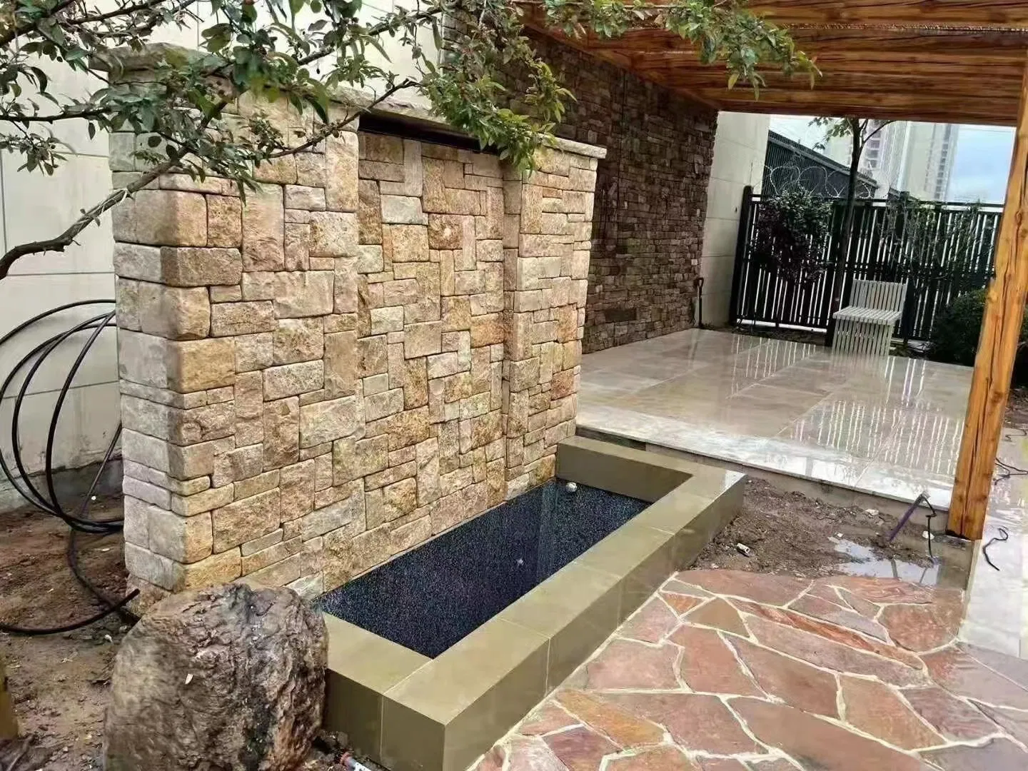Outdoor Wall and Floor Decoration Random Shape Irregular Flagstone Crazy Paving Slate Stone