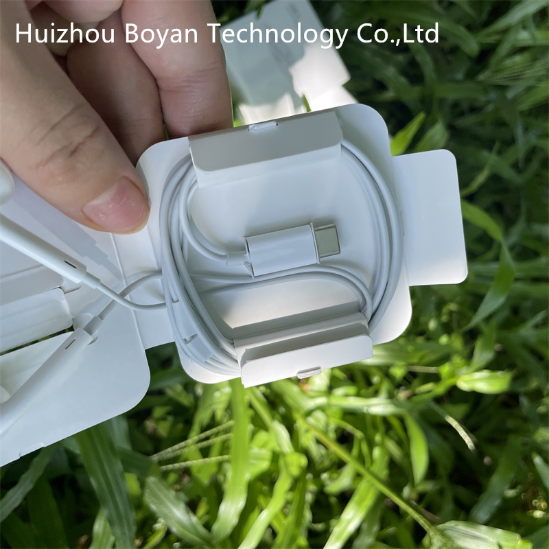 Наушники Earpods с USB-C, проводные, белые