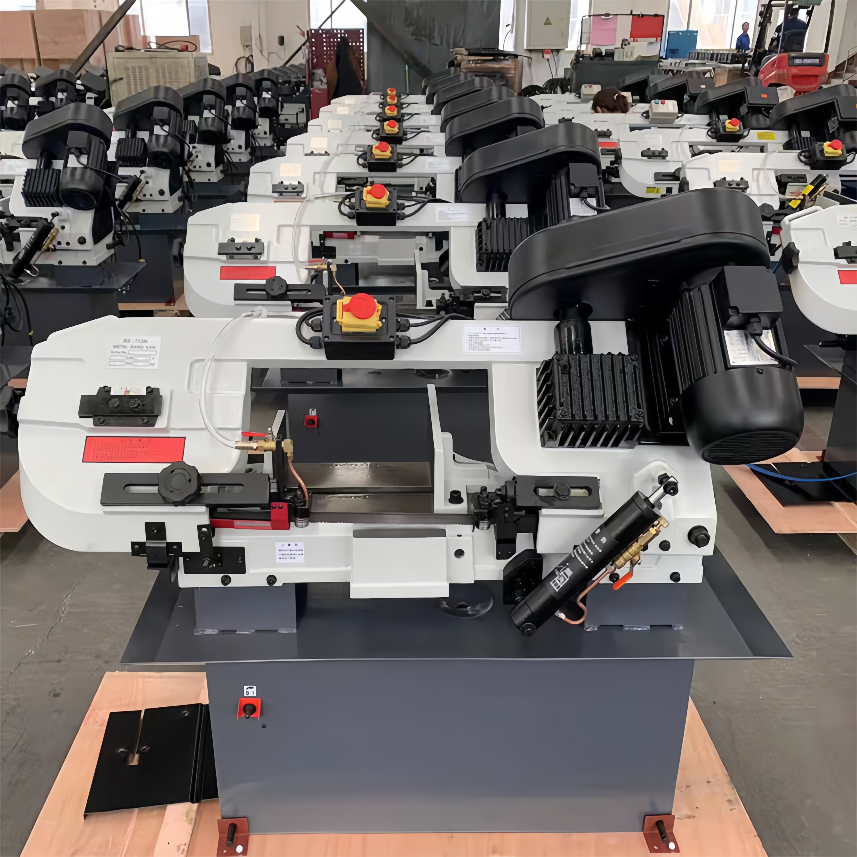 Ленточная пила по металлу BS2835