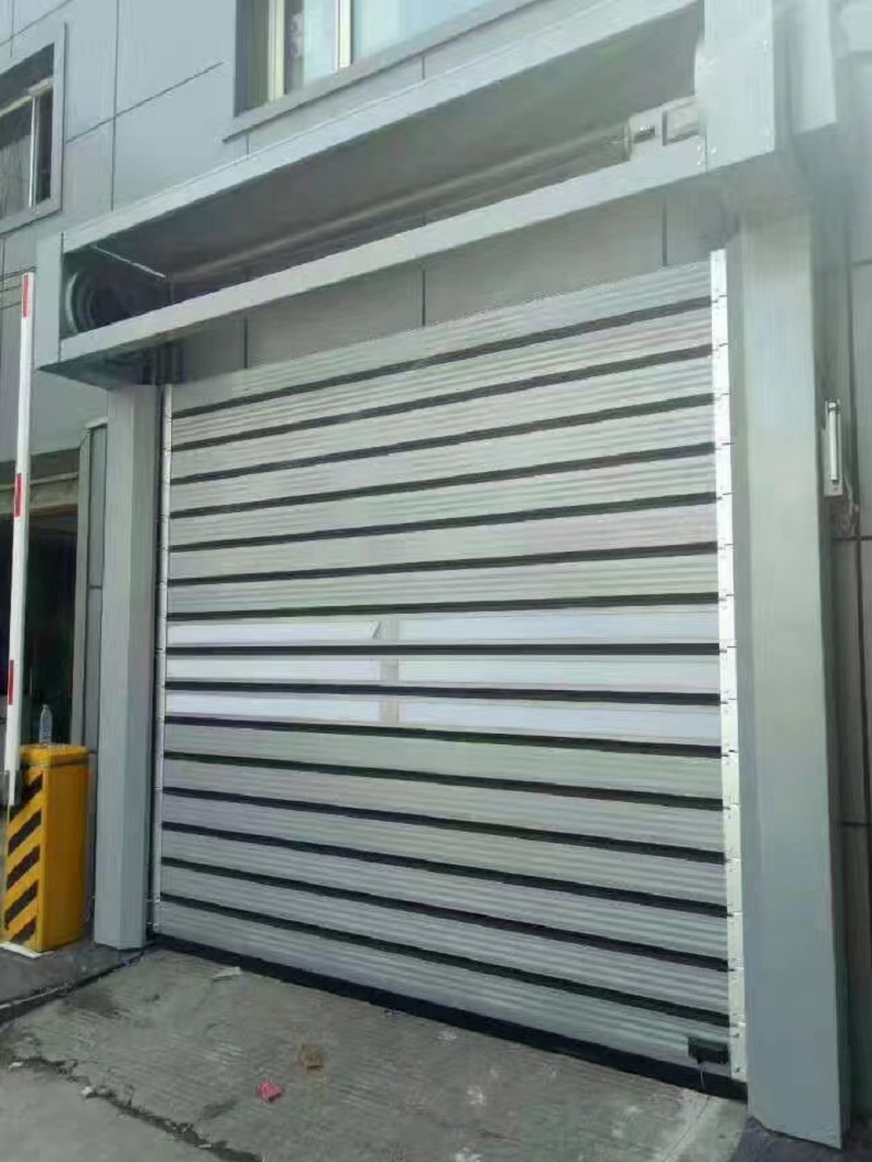 Advanced Thermal Insulate Energy Save Warm Garage Quick Rolling Shutter Door