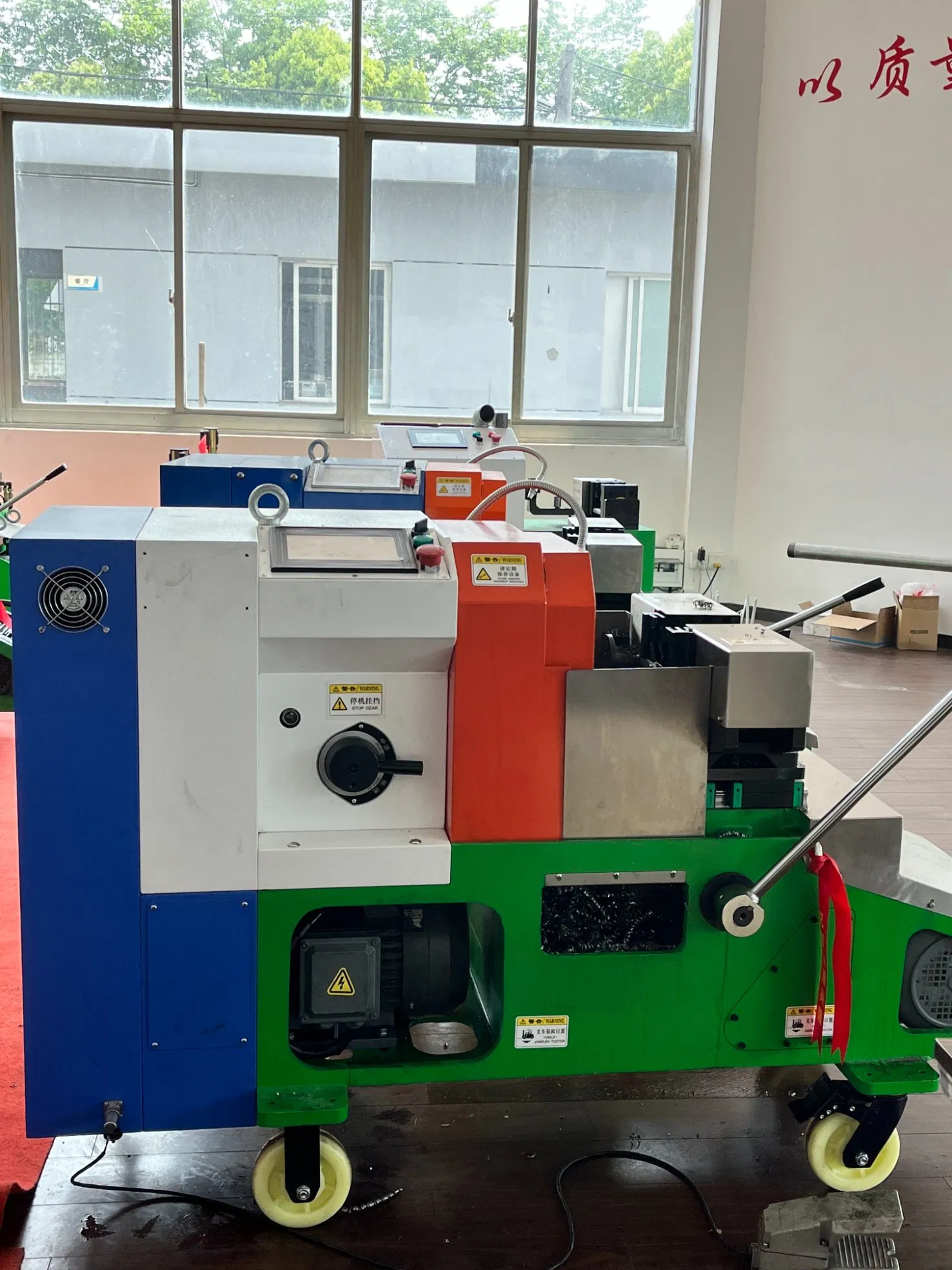 Efficient High Precision Automatic Industrial Threading Machine for Maintenance Tasks