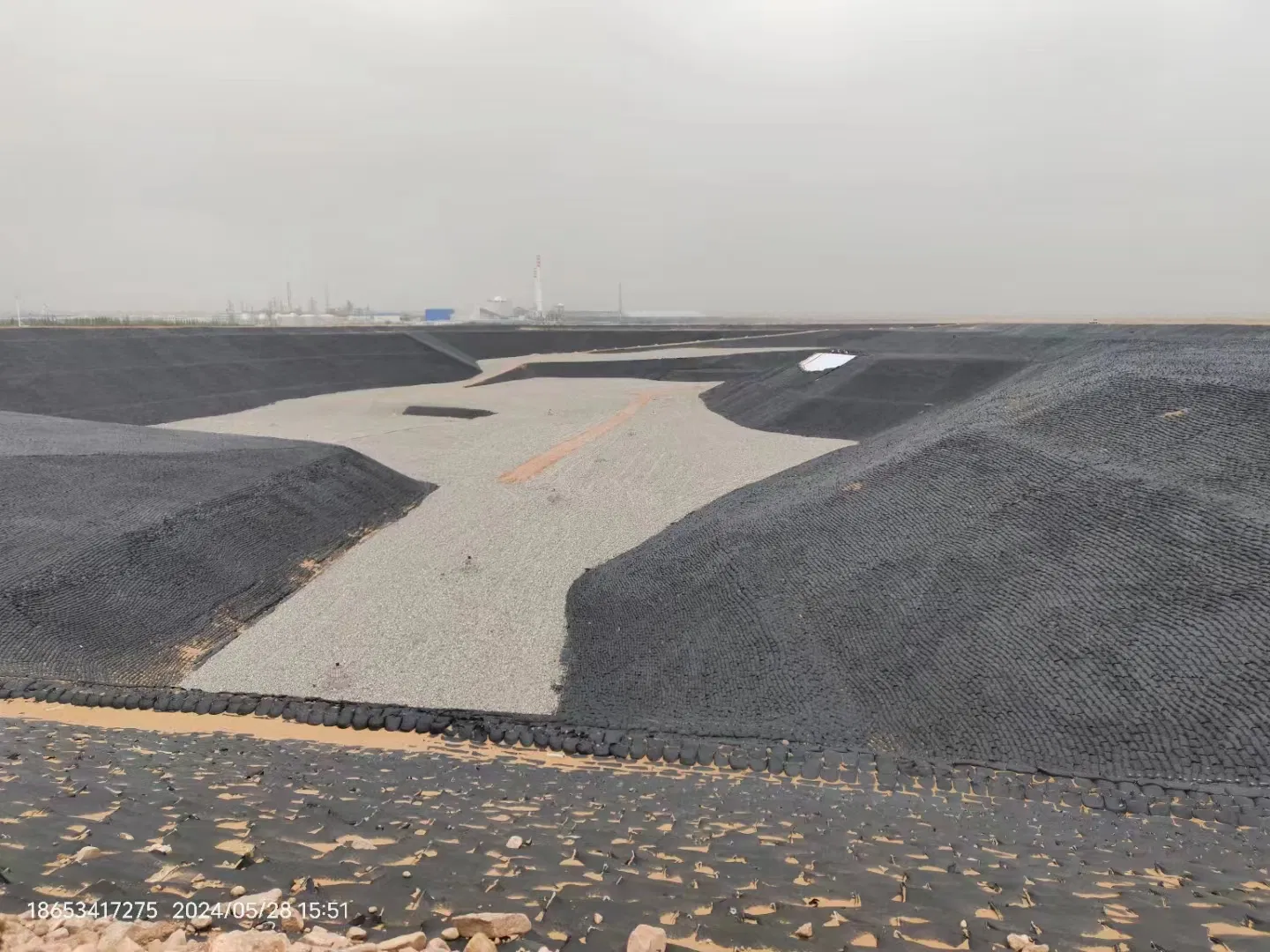 Good Quality Black Good Price HDPE Geonet with White Pet Geotextile for Drainage Project
