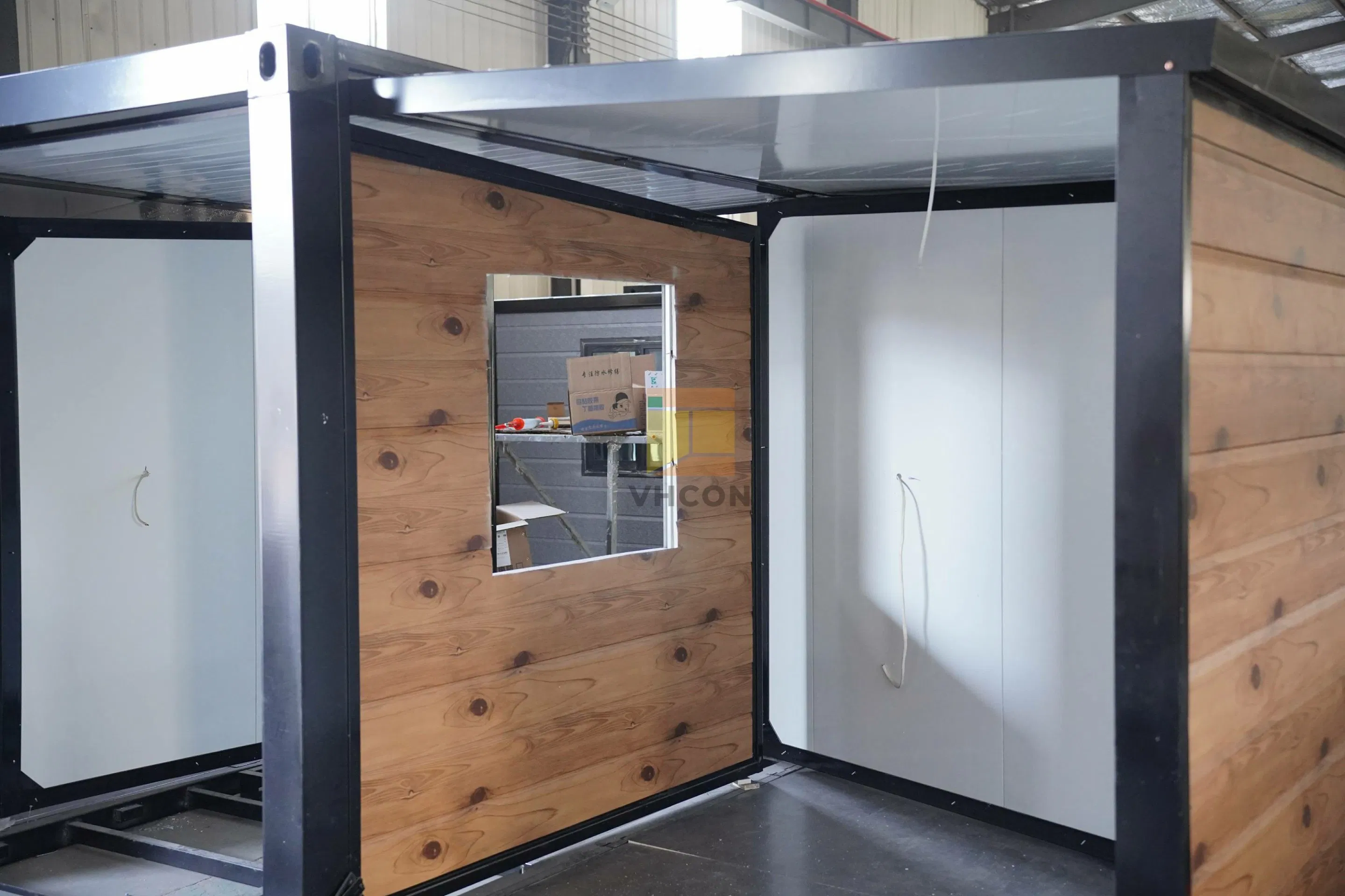 Anti-Seismic 20FT 40FT Movable Mini Prefabricated Home 2 3 4 5 Bedroom Foldable Expandable Container House Prefab Luxury Villa