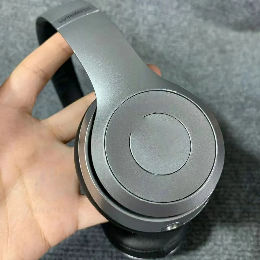 Беспроводные наушники Solo PRO с шумоподавлением