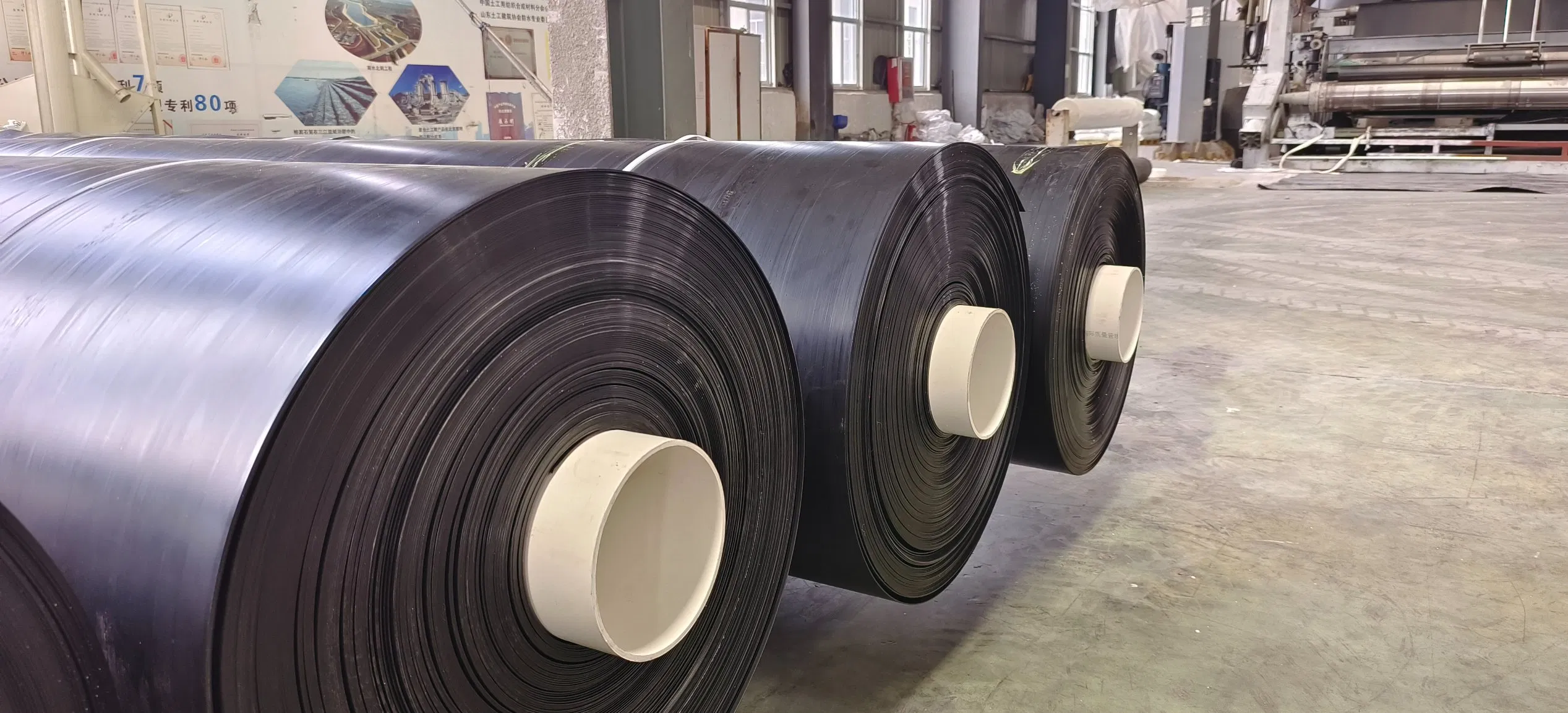 Hot Selling Durable LDPE LLDPE HDPE Smooth Surface Geomembrane Liner for Basement Waterproofing Foundation Protection