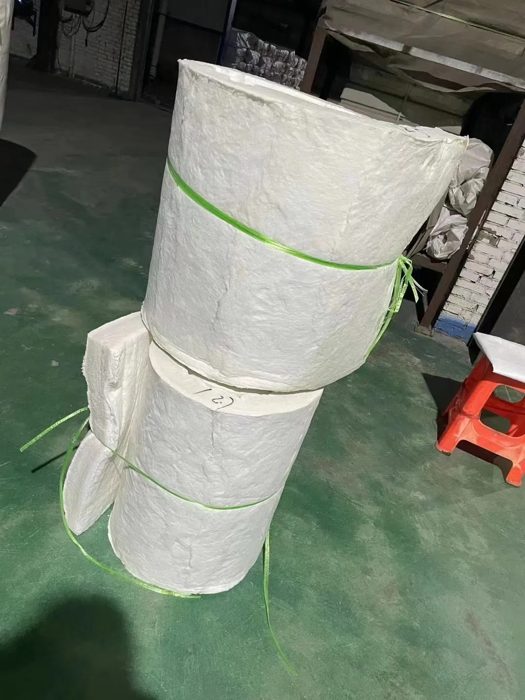 Industrial Pipe Thermal Insulation and High Temperature Resistant Industrial Kiln 64-128kg/M³ Ceramic Fiber Blanket White