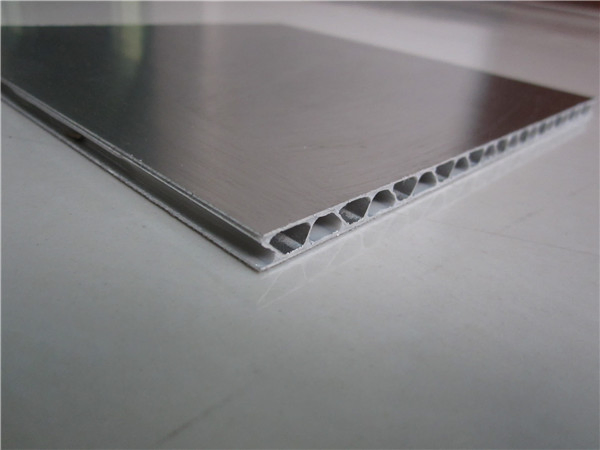 Алюминиевые гофрированные панели для наружных стен