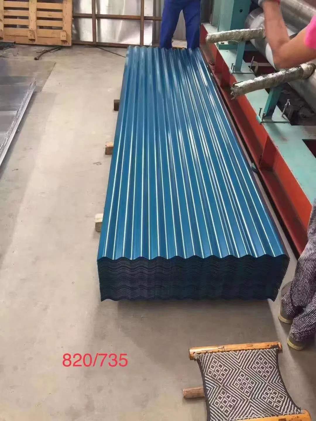 Color Coated Corrugated Roof Tile Ready to Ship
