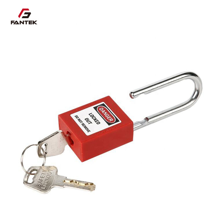 Versatile Industrial Padlock for Risk Mitigation and Safety Compliance