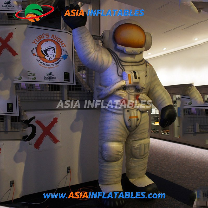 Giant Inflatable Astronaut for Sale or Event Decoration