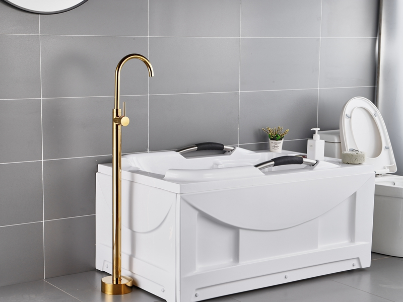 Смеситель для ванны напольный Golden Chrome однорычажный