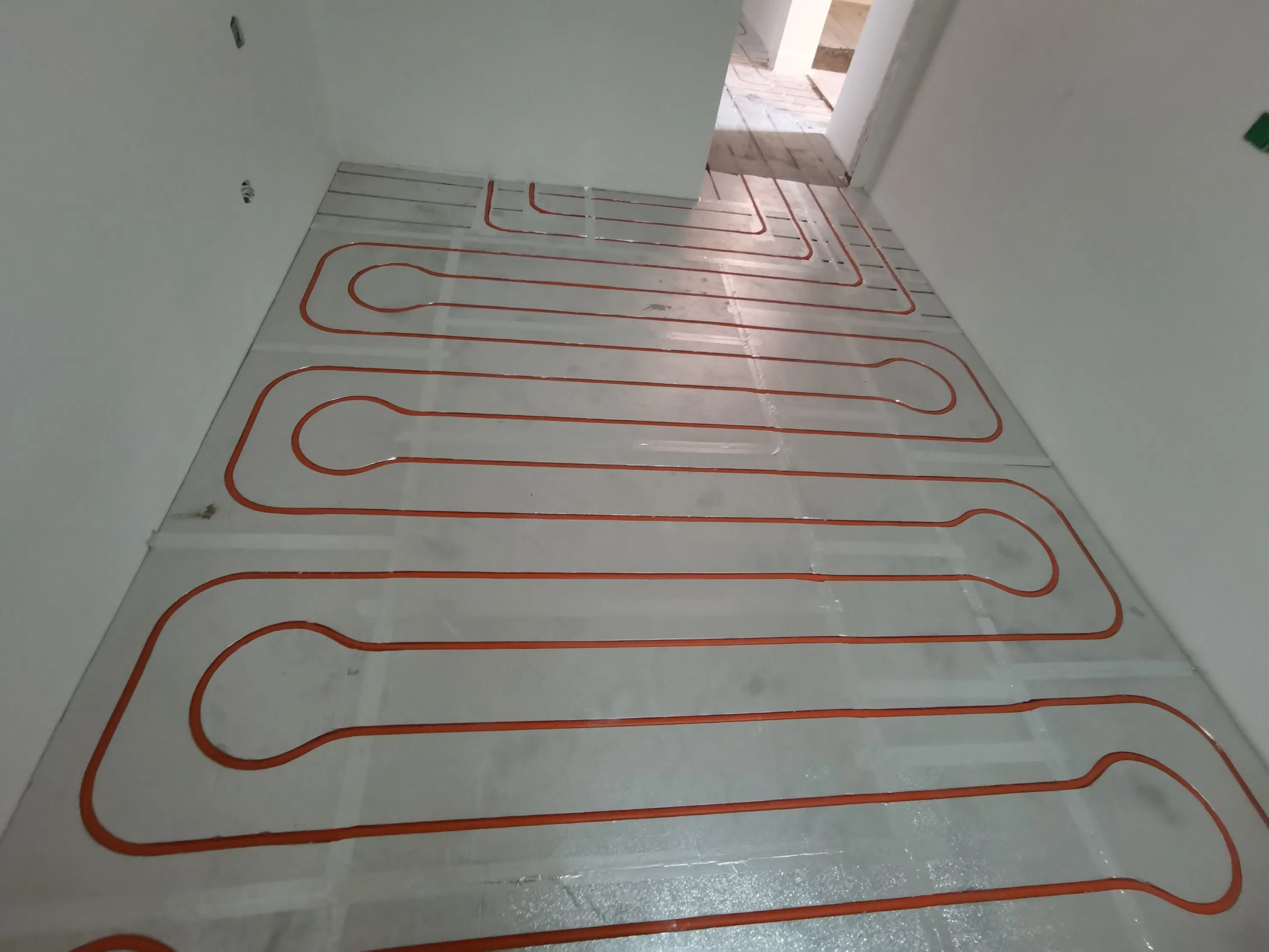 Premium Low Carbon Underfloor Heating System for Cafes