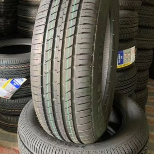 Автошина 195/65 R15 бескамерная для легковых авто