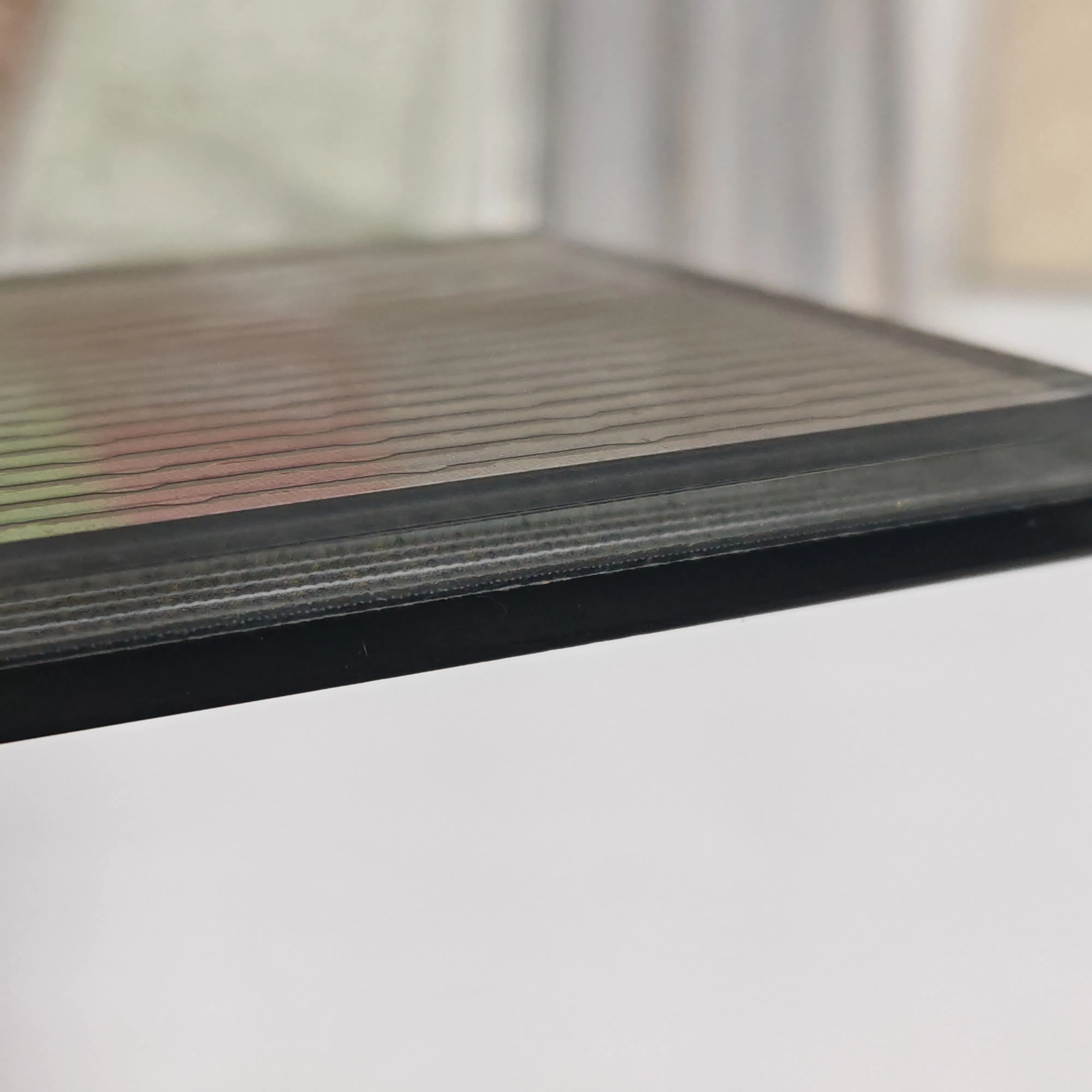 Elegant Laminated Glass with Fabric Membrane for Stylish Interiors