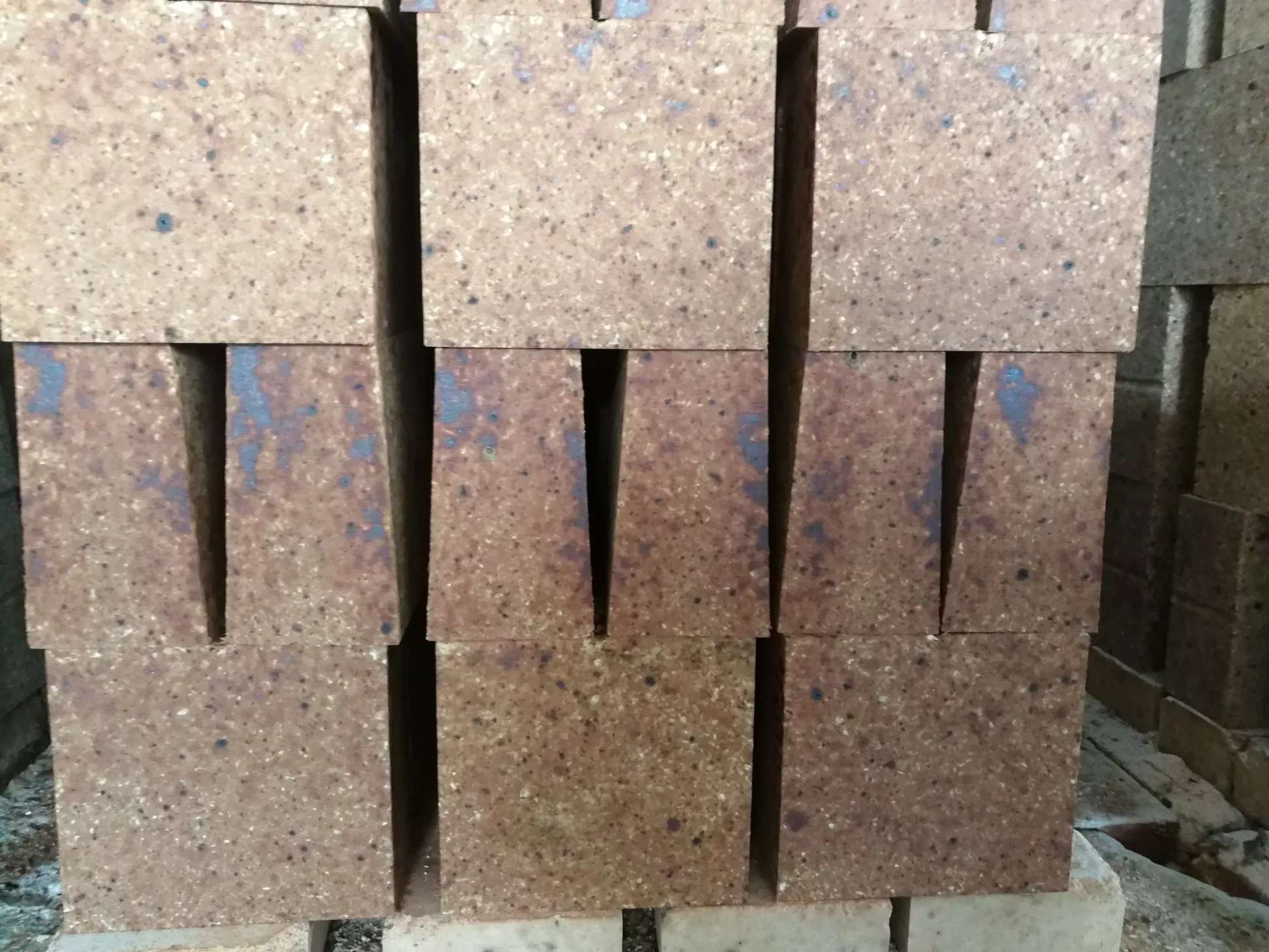 Карбидкремниевые муллитовые кирпичи GMH для вращающихся печей